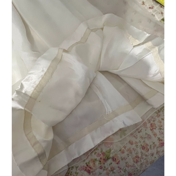 First Communion Dress Girls Size M White Sheer Lined Bows Peals Lace Satin Trim - Picture 14 of 16